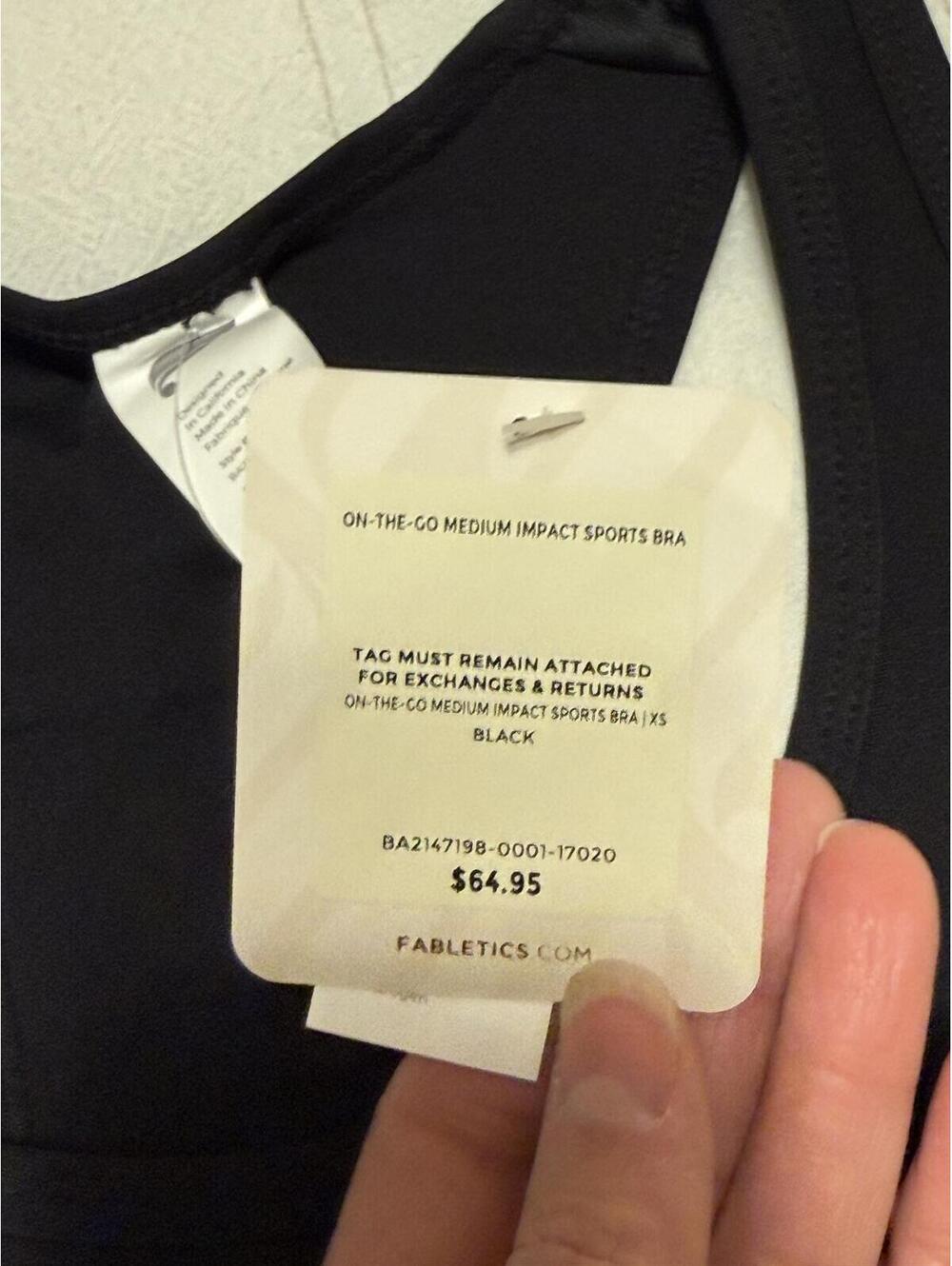 Fabletics Black On-The-Go Medium Impact Sports Bra Women's XS NWT - Picture 2 of 3